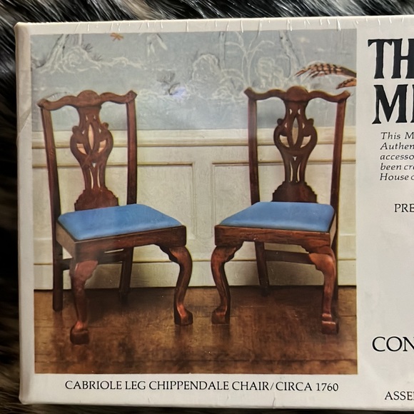 New in the package The House of Miniatures 2 chippendale chairs unassembled - Picture 3 of 3